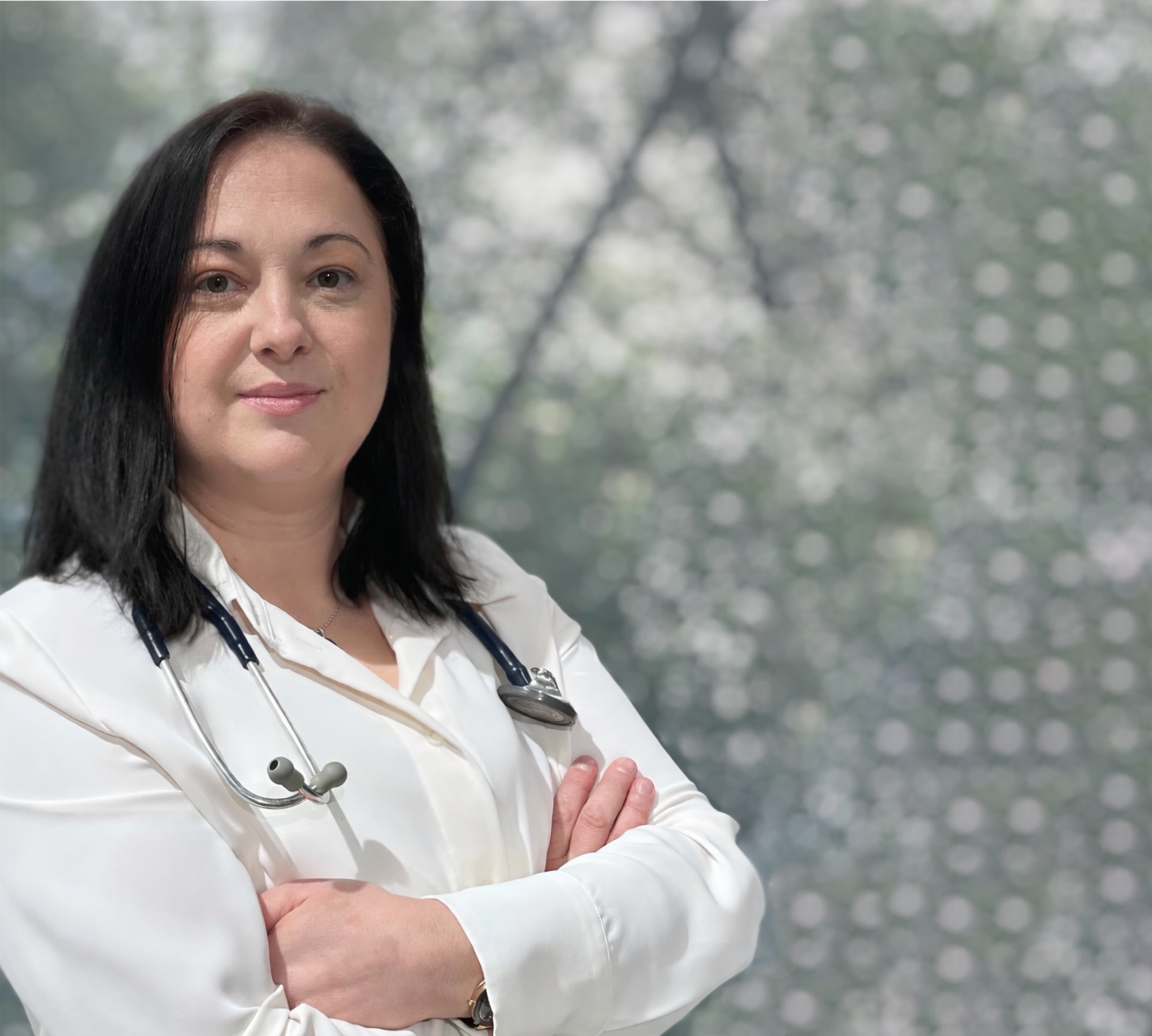 Ärztin berät Patient